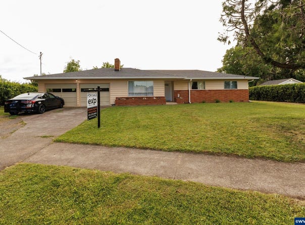 645 S Main St, Mt Angel, OR 97362