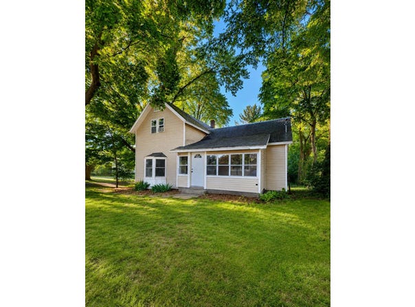 303 Rathburn, Howard City, MI 49329