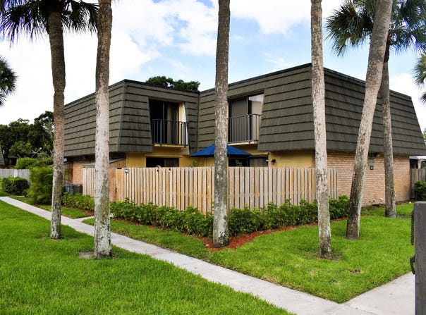 2905 29th Way, West Palm Beach, FL 33407