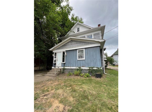 1328 Logan Avenue NW, Canton, OH 44703
