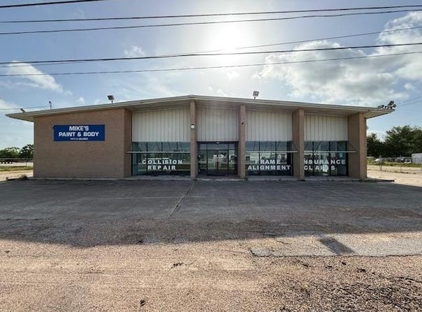 1417 S Velasco, ANGLETON, TX 77515