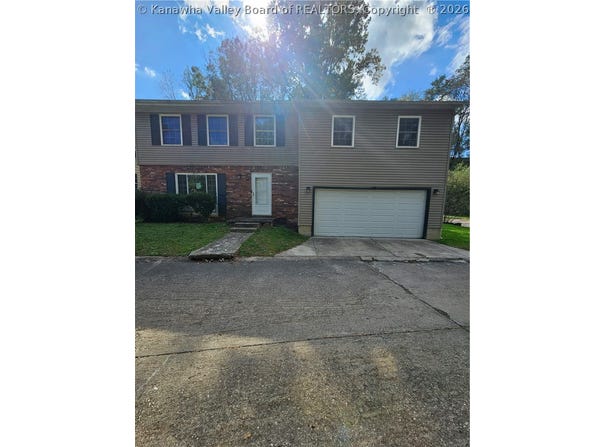 25 Apple Blossum Lane, Culloden, WV 25510