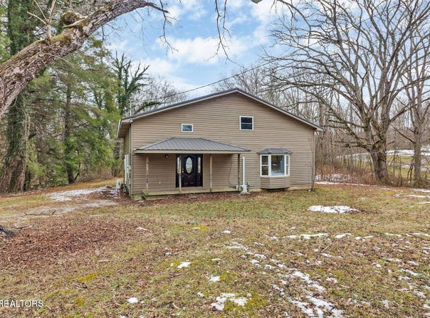 452 White Oak St, Jamestown, TN 38556