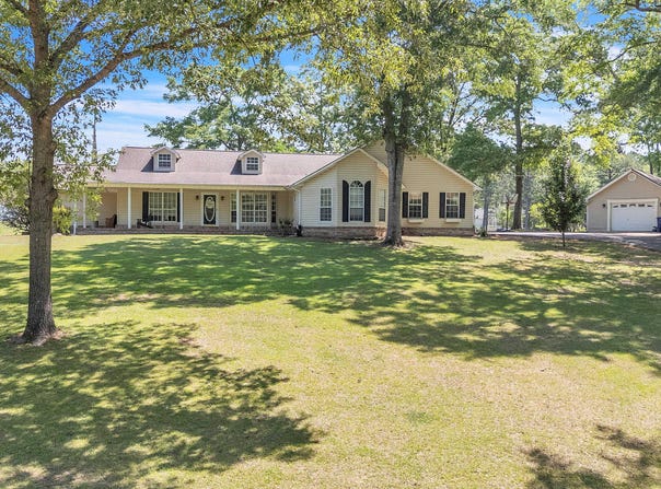 60 Bogey Lane, Reform, AL 35481