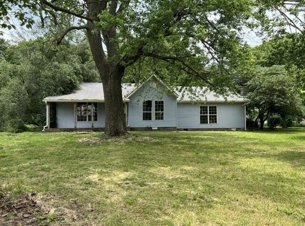 302 Mitchell Street, Greenfield, MO 65661