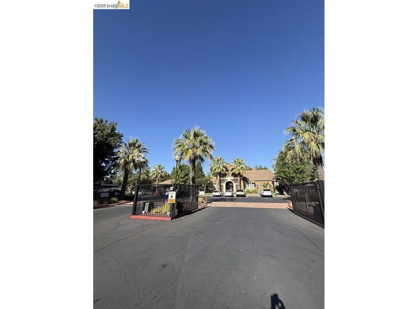 8434 Walerga RD, Antelope, CA 95843