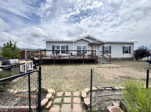 8480 W Shelburne Road, Wilhoit, AZ 86332