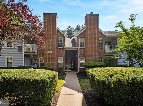 407 DIAMOND DRIVE, NEWTOWN, PA 18940