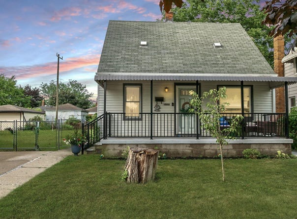 14624 University Street, Allen Park, MI 48101