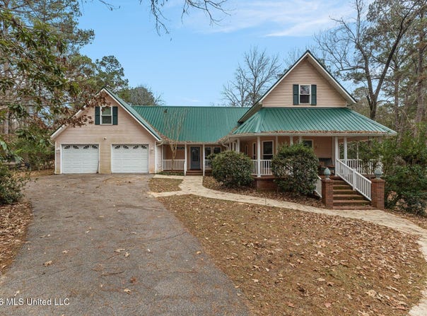 13 Albert Odom Drive, Poplarville, MS 39470