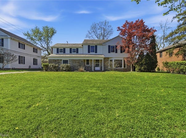 3378 Clayton Boulevard, Shaker Heights, OH 44120