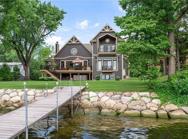 2640 Lakewood Lane, Mound, MN 55364