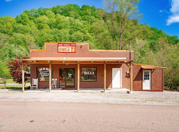 3500 Mabe Stanleytown Road, Duffield, VA 24244