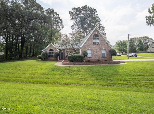 7846 Holly Ridge Drive, Horn Lake, MS 38637