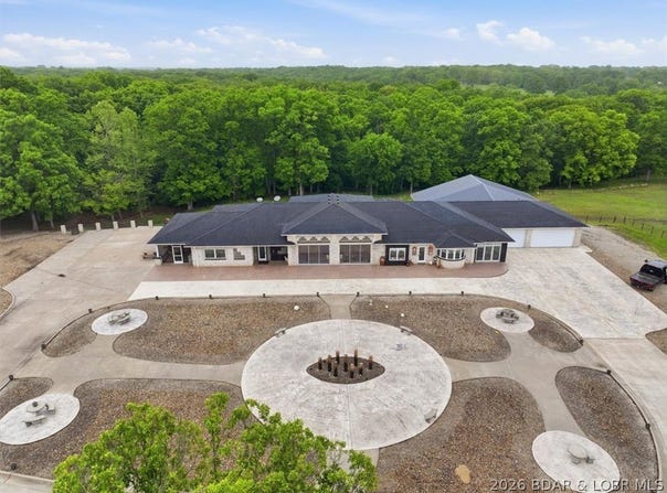 2721 Highway 52, Eldon, MO 65026