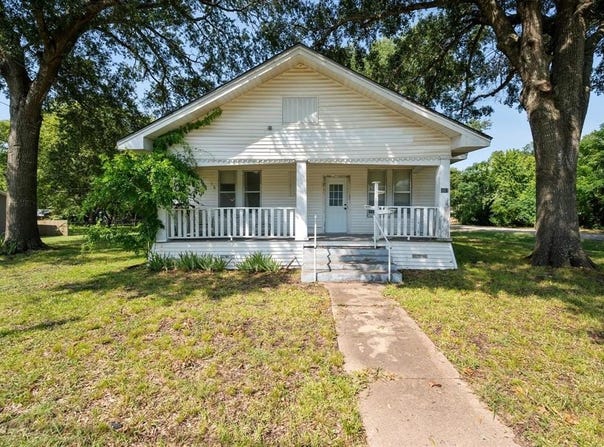 201 S Main Street, Dawson, TX 76639