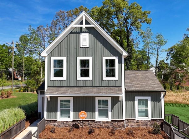 1512 Autumn Banks Way, #113, High Shoals, NC 28077