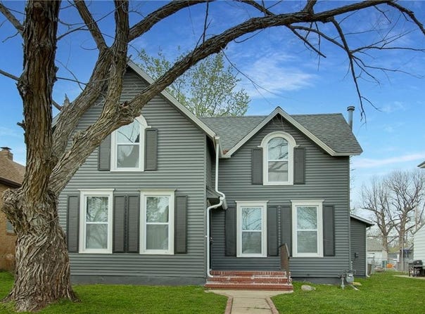 1809 Clark Avenue, Parsons, KS 67357