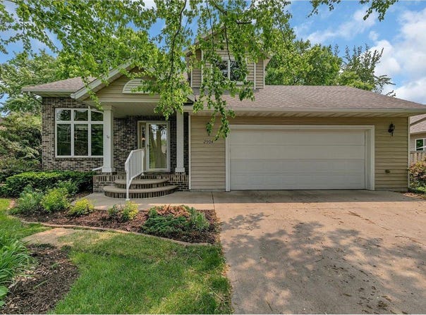 2904 Park Drive, Saint Cloud, MN 56303