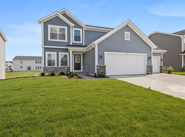 7655 E 118th Place, Winfield, IN 46307