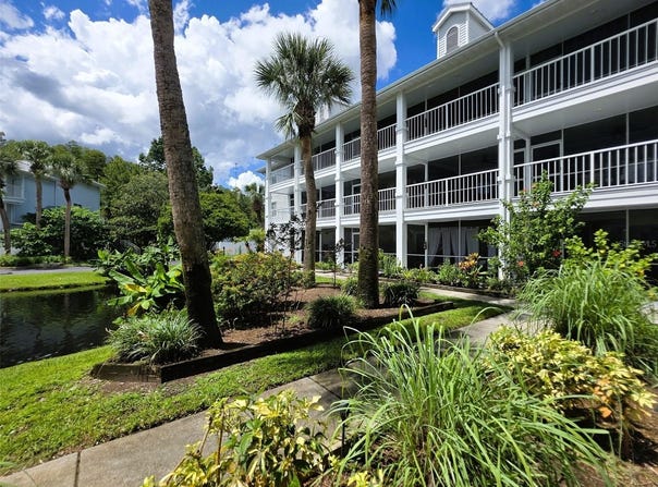 2164 VISTA DEL SOL CONDO, LUTZ, FL 33558