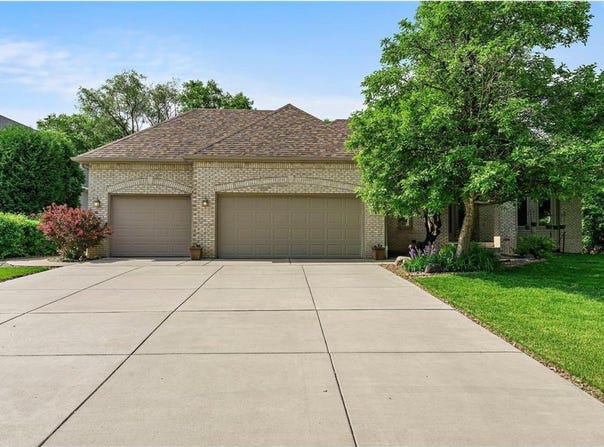 2701 Ashley Terrace, New Brighton, MN 55112
