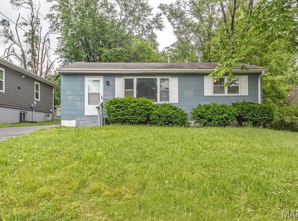 190 Anistasia Drive, St Louis, MO 63135