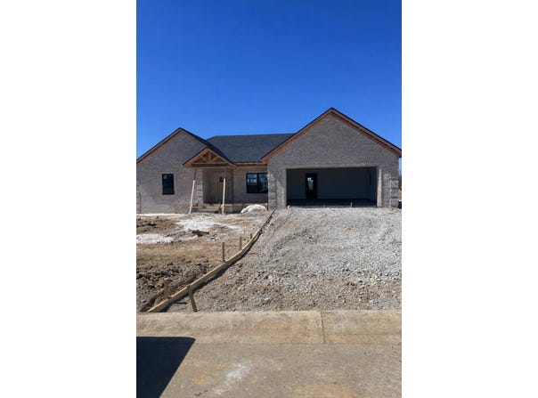 212 Carhartt Drive, Richmond, KY 40475
