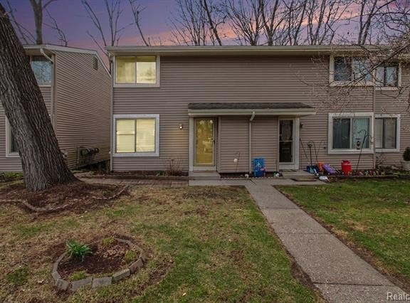 616 Rickett Road, Brighton, MI 48116