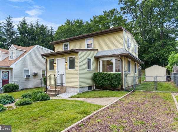 1557 FAIRVIEW AVENUE, LANGHORNE, PA 19047