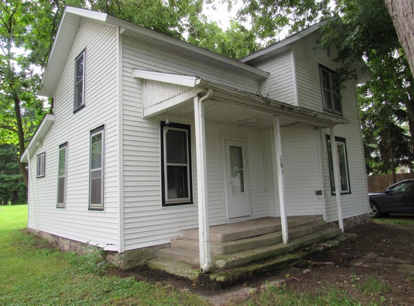 161 Palmer Avenue, Colon, MI 49040
