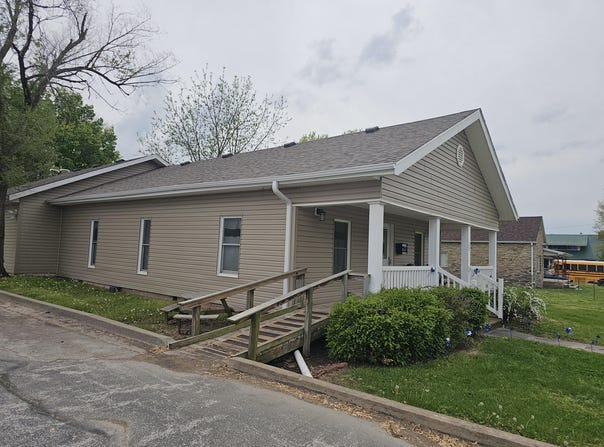 308 W Church Street, Aurora, MO 65605