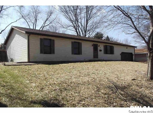 24 Bonniebrook Drive, Chatham, IL 62629