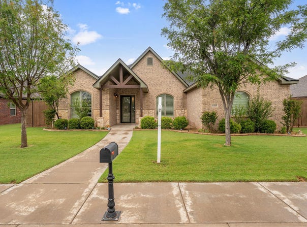 6105 94th Street, Lubbock, TX 79424
