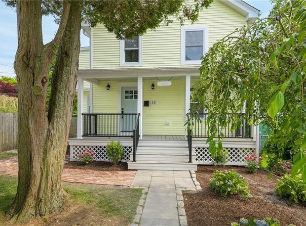 13 Carey Street, Newport, RI 02840