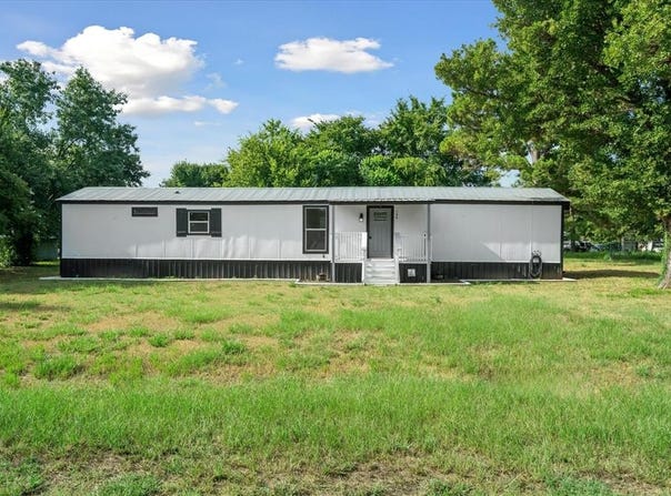 144 Superstar, Trinidad, TX 75163