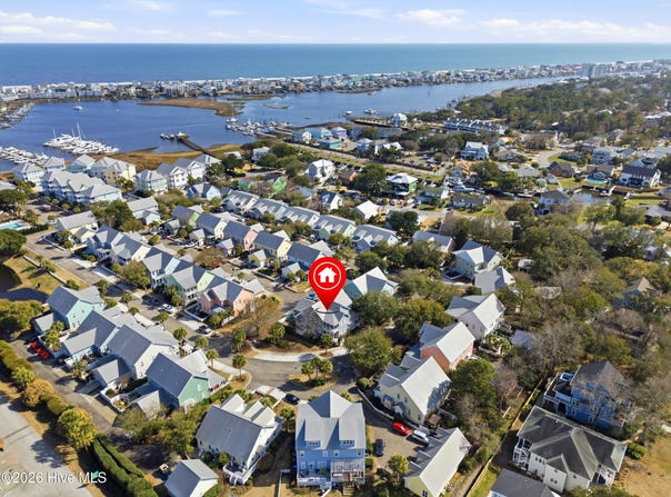 221 Silver Sloop Way, Carolina Beach, NC 28428