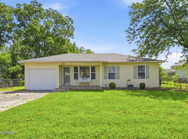 303 Verbryck Street, Carl Junction, MO 64834
