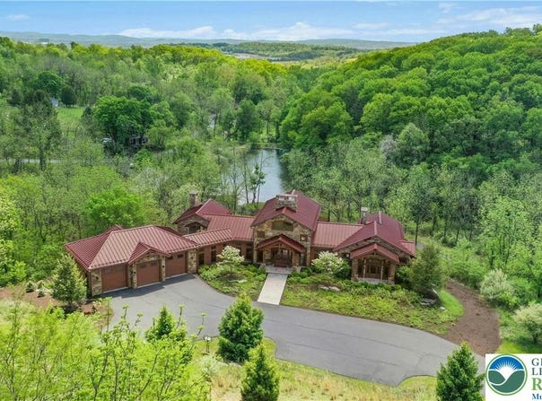 2042 Folk Road, Weisenberg Twp, PA 18051