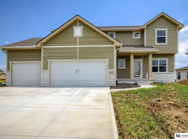 12157 S 109th Street, Papillion, NE 68046