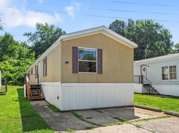 1751 North Grand Ave W, Springfield, IL 62702