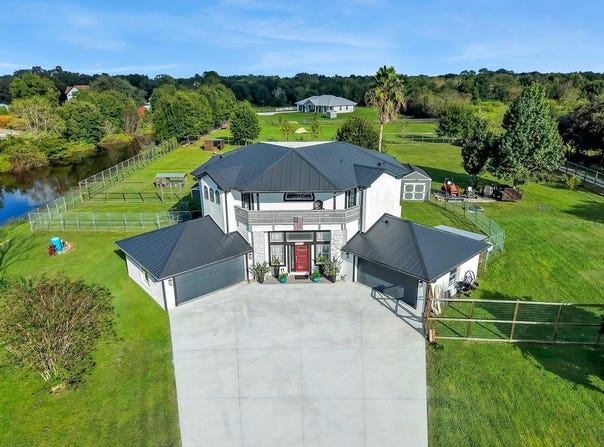 3810 BARTON COUNTRY Trail, PLANT CITY, FL 33565