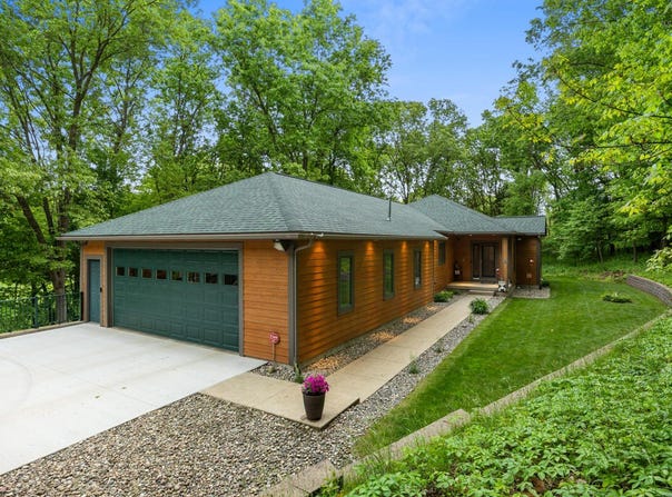 1708 N Norris Road, Middleville, MI 49333