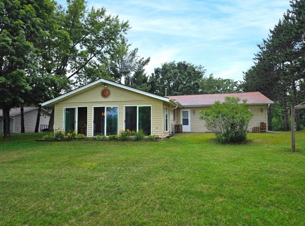 N9138 W SILVER SPRINGS Drive, NESHKORO, WI 54960-8919