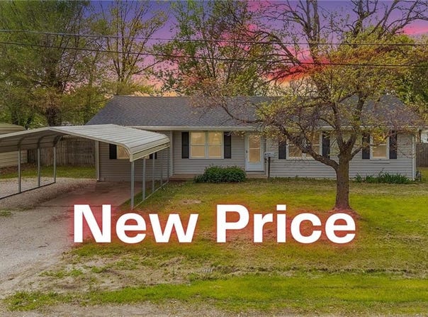 100 S Crittenden Street, Holden, MO 64040