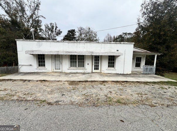 1265 Highway 16, Newnan, GA 30263