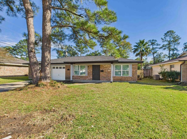 6285 Daisy, Beaumont, TX 77706