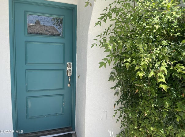 2506 Chandler Avenue, Simi Valley, CA 93065