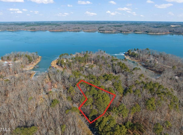 38 Crescent Lane, Clarksville, VA 23927