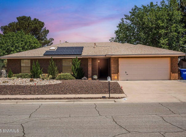 807 Rouault Avenue, Las Cruces, NM 88005